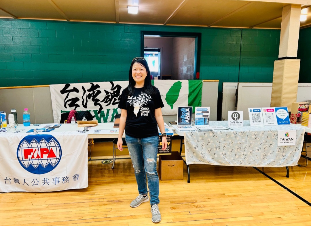 江孟純博士推動台灣人公共事務會在匹茲堡台灣美食節設攤，也讓更多的在地民眾更加一步認識台灣。(影像由江孟純提供)。