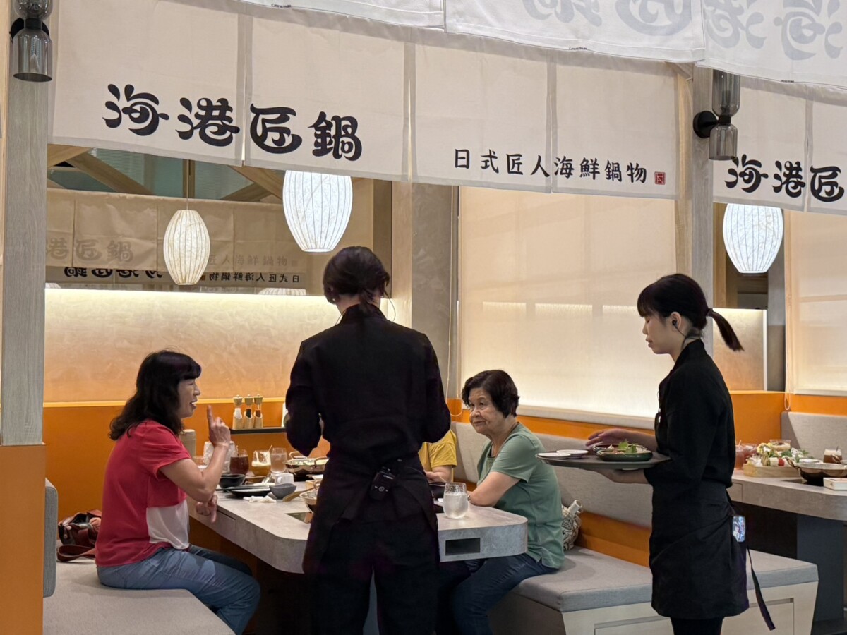 ▲海港匠鍋強調「一人一鍋」的用餐模式，結合日式料理的節奏與鍋物的溫潤本質，打造層次豐富的完整套餐體驗。(圖/記者顏淑娟攝)