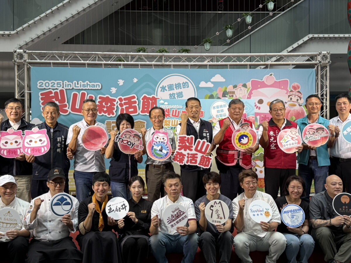 ▲和平區區長吳萬福邀請民眾一起來參加「2025梨山森活節」一系列精彩活動。(圖/記者顏淑娟攝)