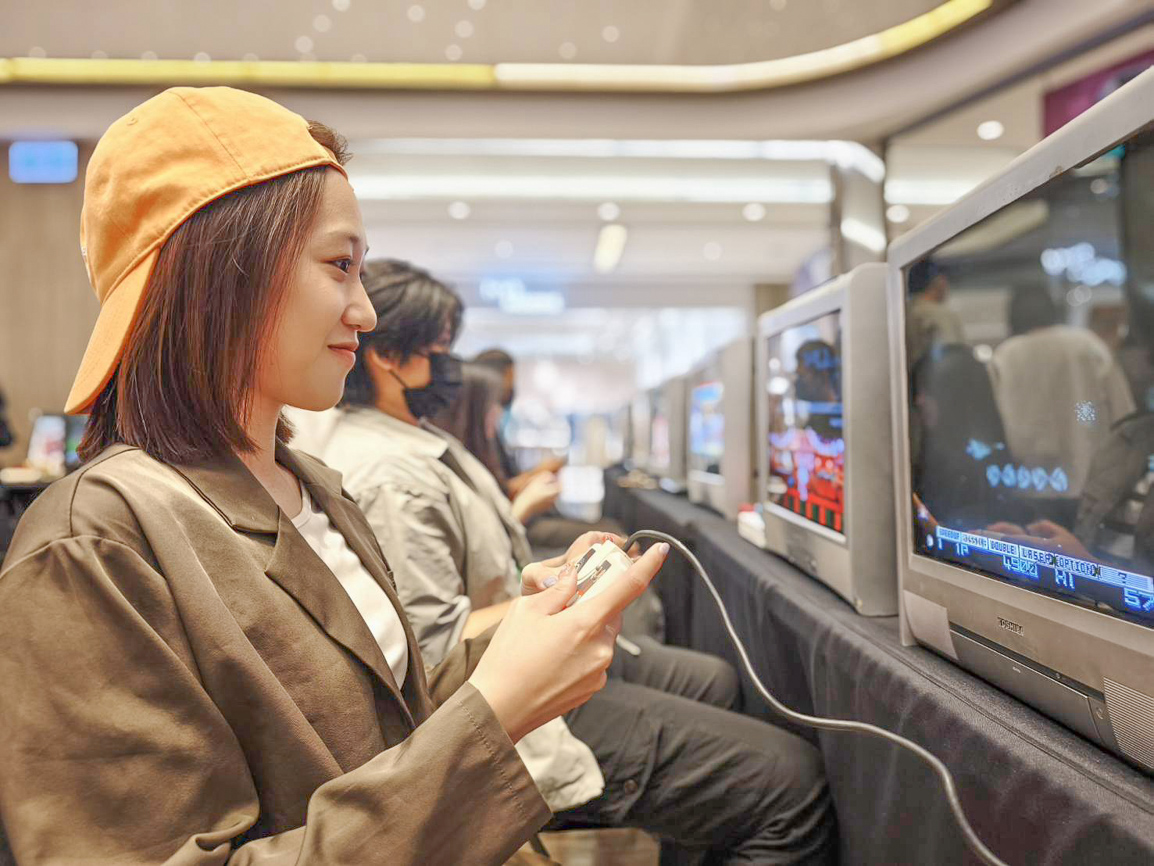 ▲義享時尚廣場_電玩時光機_經典遊戲無限暢玩。（圖/義享時尚廣場提供）