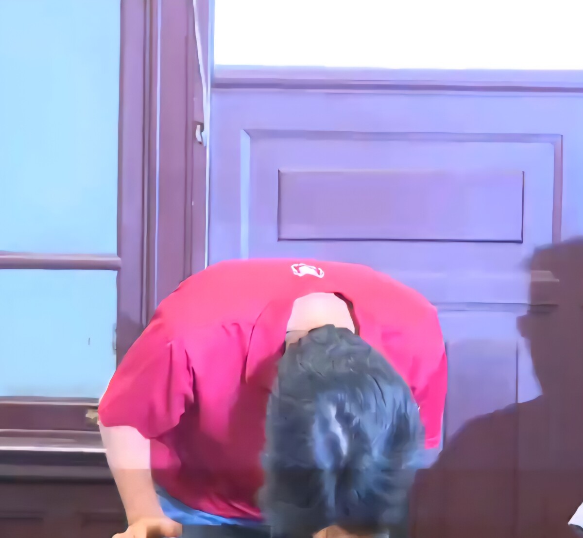 台師大教授周台英的「道歉表演」令人不禁懷疑她對事件的認知是否誠心有到位。(記者郭晉嘉拍攝)。