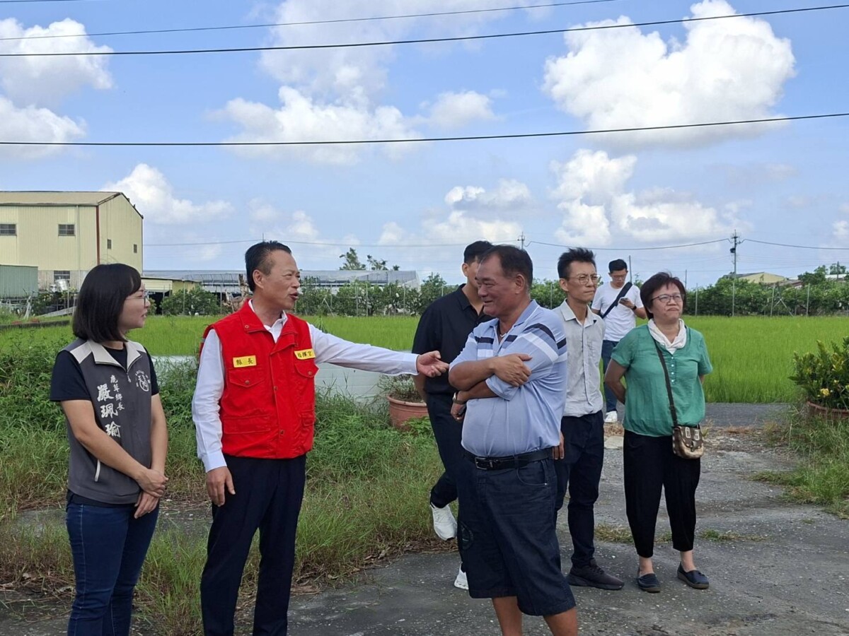 嘉義縣境內多處民宅遭丹娜絲颱風重創，縣政府積極媒合協助災民修復屋頂，回復安寧、安全日常。（圖/嘉義縣政府提供）