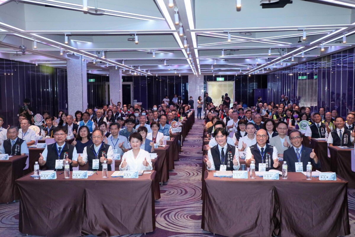 ▲中部五縣市調解制度論壇，盧秀燕：縣市攜手合作制度更包容、多元。(圖/中市府提供)