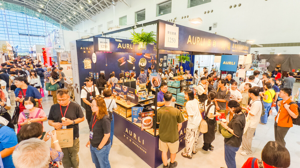 ▲高雄國際茶酒咖啡暨食品展，主題橫跨茶、酒、咖啡、食品，規模達290家廠商、450格攤位。（圖/記者黃淑貞攝）