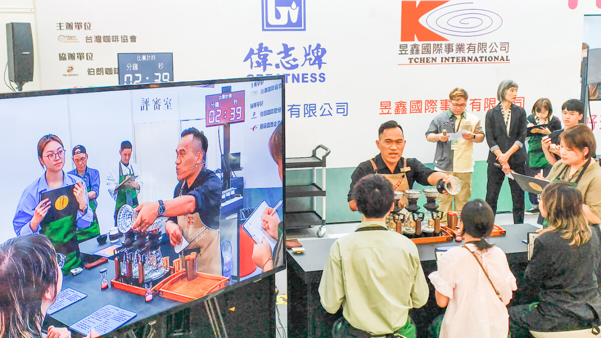 ▲高雄國際茶酒咖啡暨食品展，主題橫跨茶、酒、咖啡、食品，規模達290家廠商、450格攤位。（圖/記者黃淑貞攝）