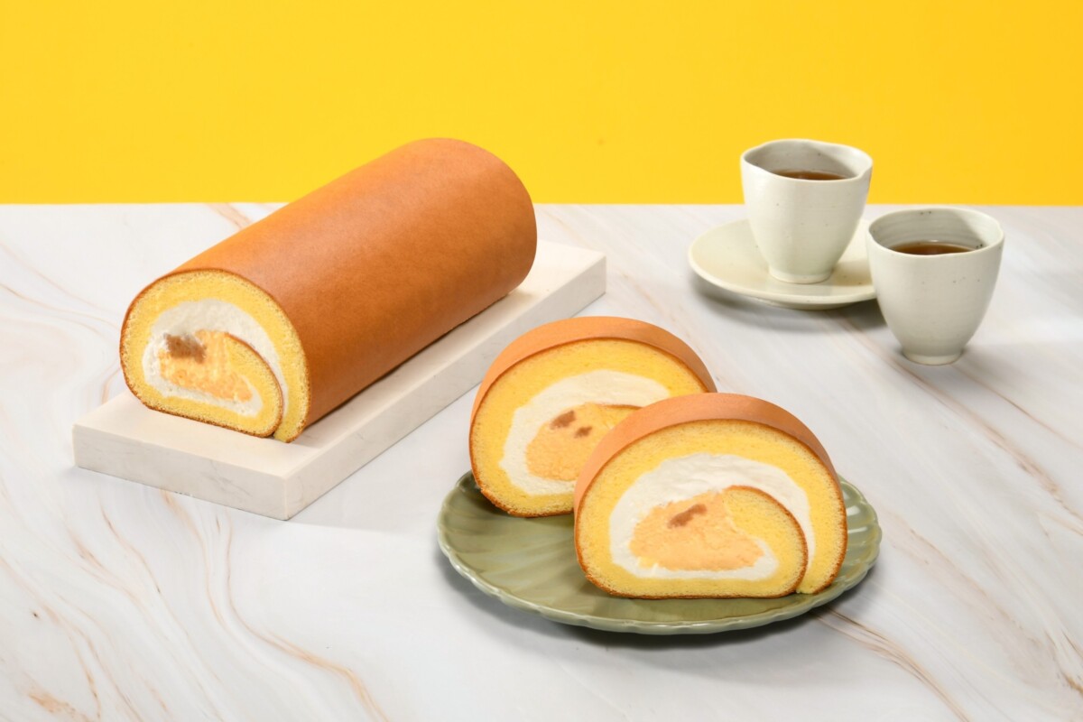 ▲亞尼克奶黃流心脆脆生乳捲，momo購物及電商通路限定，售價525元。（圖/亞尼克提供）