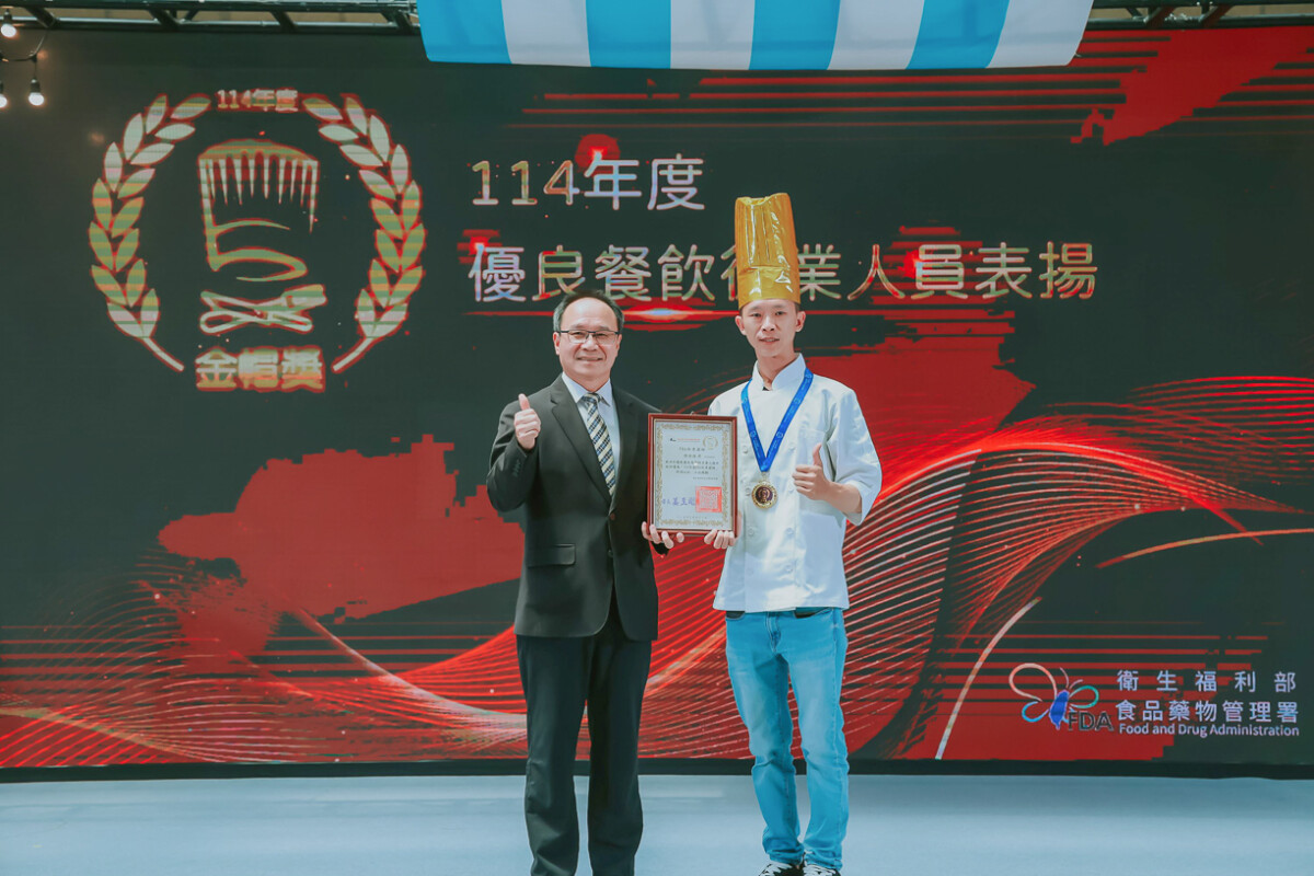 ▲Cozzi THE Roof張哲源副主廚榮獲「2025金帽獎新秀廚師」肯定! 和逸飯店·高雄中山館為慶賀獲獎，即日起至8月31日規劃好禮贈及抽獎活動。（圖/高雄和逸飯店提供）
