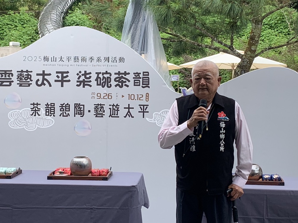嚴清雅理事主席理則清晰的細說太平。（圖/記都陳惲朋攝）