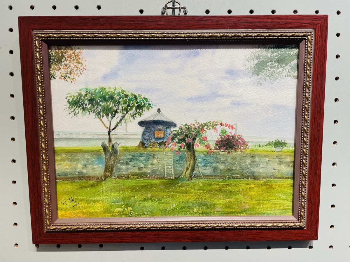 鹿草在地水彩畫家鄭明靜自即日起到10月9日，以「明靜水彩畫個人畫展—鄉情」為題，在鹿仔草民俗文化學堂一樓辦個展。（圖/鹿草公所提供）