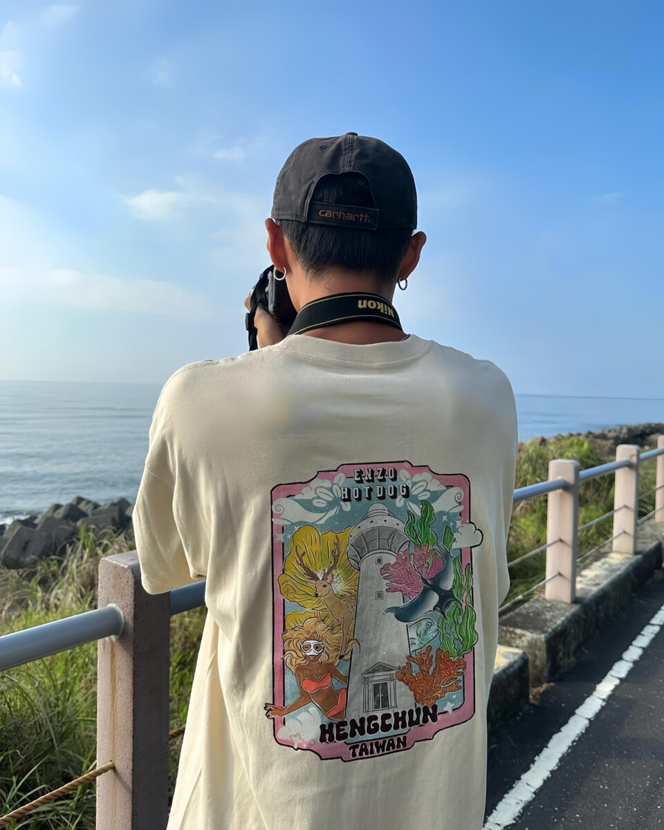 筆名香菜的畫家用畫筆繪出屏東陽光溫度與海風的氣息。(影像由插畫家鄭曲吟提供)。