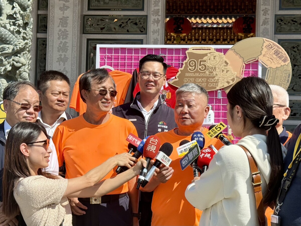 ▲大甲鎮瀾宮董事長顏清標受訪表示，歡迎民眾報名參加自行車活動。(圖/記者顏淑娟攝)