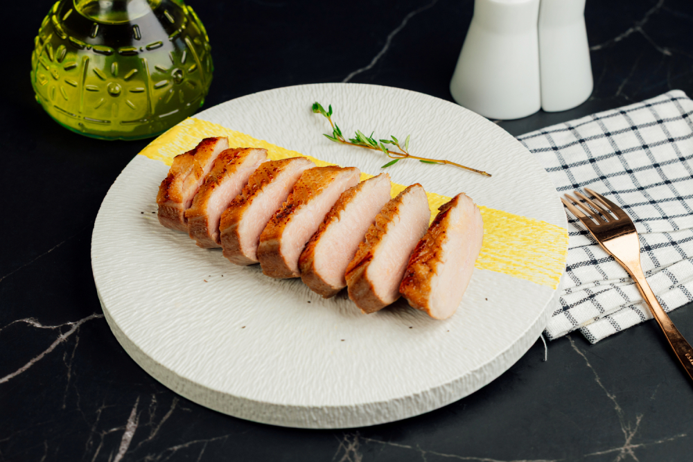 ▲舒肥嫩鴨胸。（圖/喜憨兒庇護工場提供）