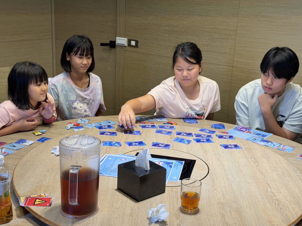 葉晉嘉教授團隊亦親赴台東成功鎮進行交流與試玩(圖/葉晉嘉提供)