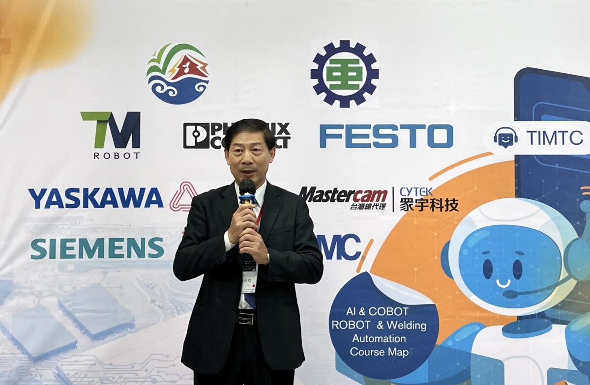▲台中高工校長黃尚煜致詞。(圖/記者顏淑娟翻攝)