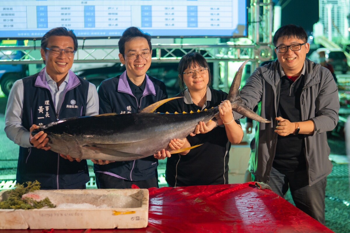 ▲2025高雄海味大海開吃－高雄大鮪魷秋季，以高雄漁港最具代表性「五寶海味」為主角，帶領民眾深入認識台灣海洋文化。（記者朱星明翻攝）