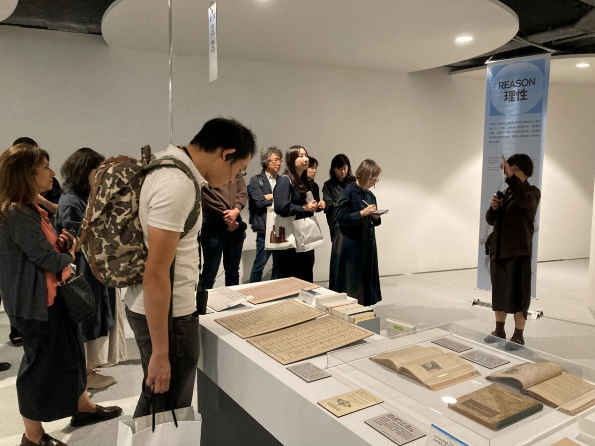 ▲中市圖推出「世界的索引」展，歡迎民眾來圖書館觀展。(圖/中市府提供)
