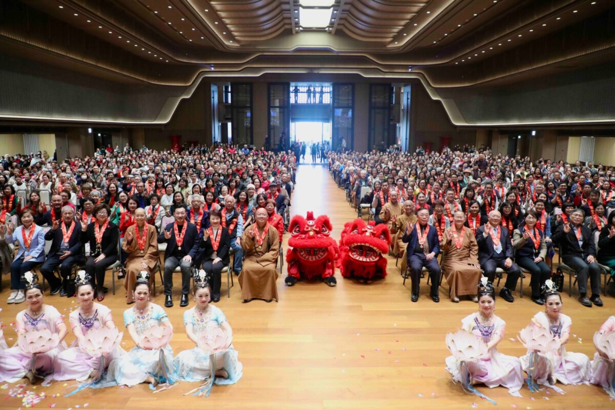 ▲佛光緣美術館台中館新館啟用大合照。(圖/中市府提供)