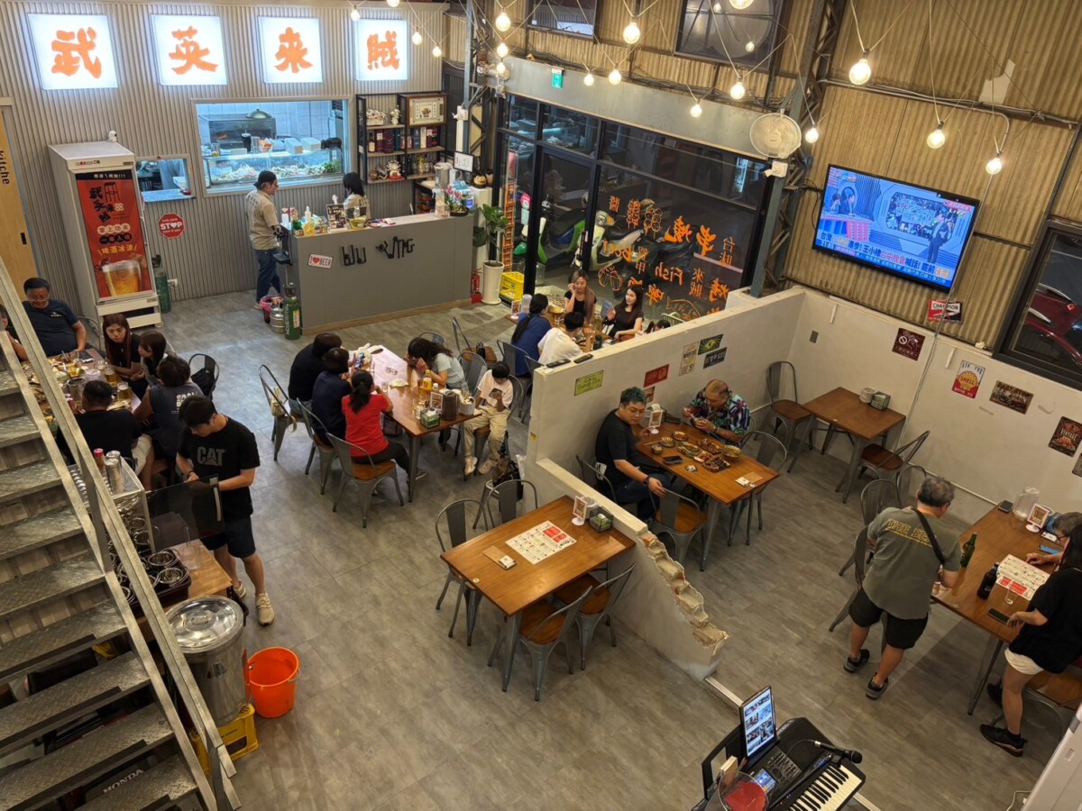 ▲店內用餐空間配置寬敞，許多客人常包場聚會。(圖片提供/攝影:許舒涵)