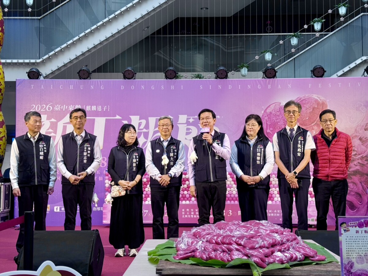 ▲市府客委會今(27)日舉辦活動記者會，主委江俊龍宣布此項融合傳統民俗與當代表演藝術的年度盛事正式啟動。(圖/記者顏淑娟攝)