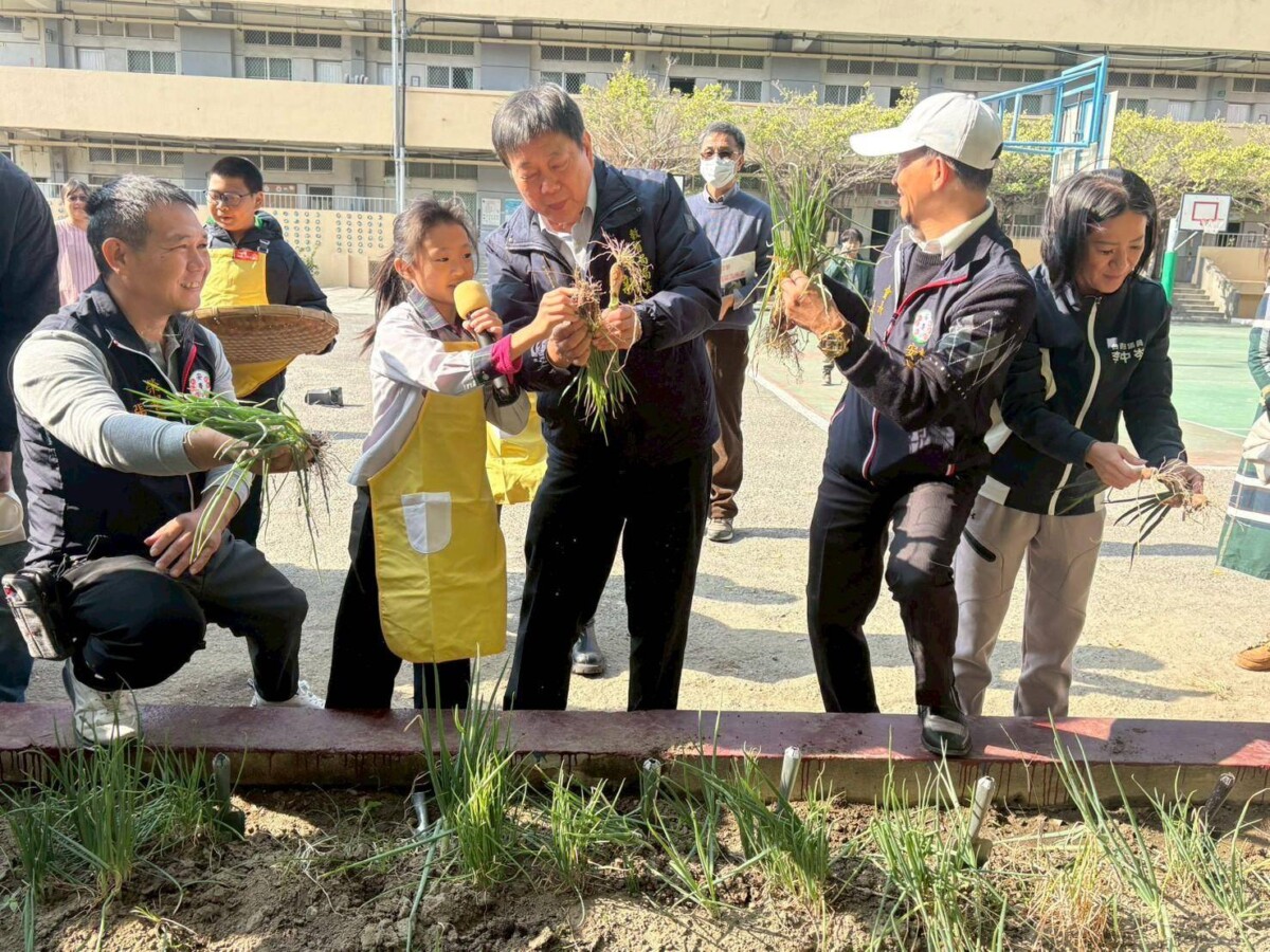 ▲小朋友帶領來賓解說導覽。（圖／記者陳彥霖翻攝）