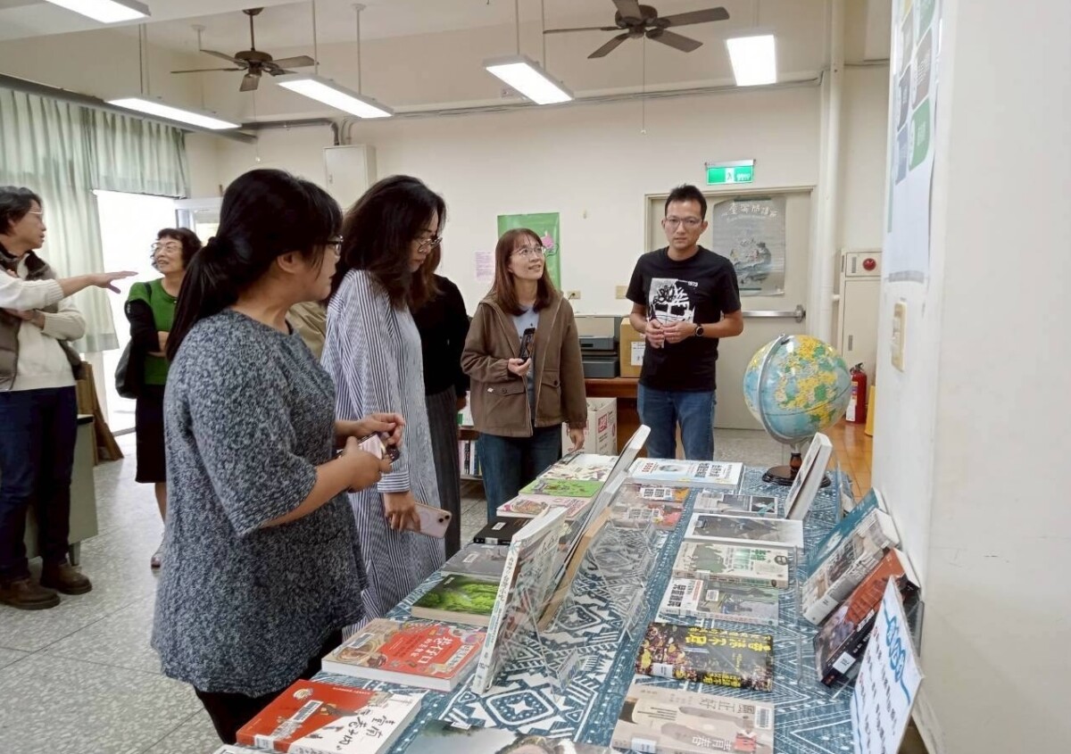 ▲閱讀教育輔導團到校輔導-東勢國中。(圖/記者顏淑娟翻攝)
