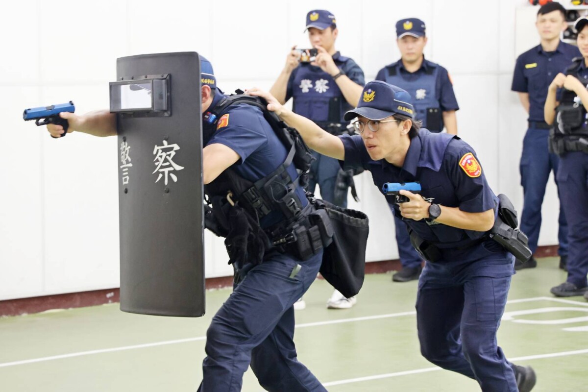 屏東警維安特勤模擬賽 東港分局奪雙冠王 展現執法強韌性