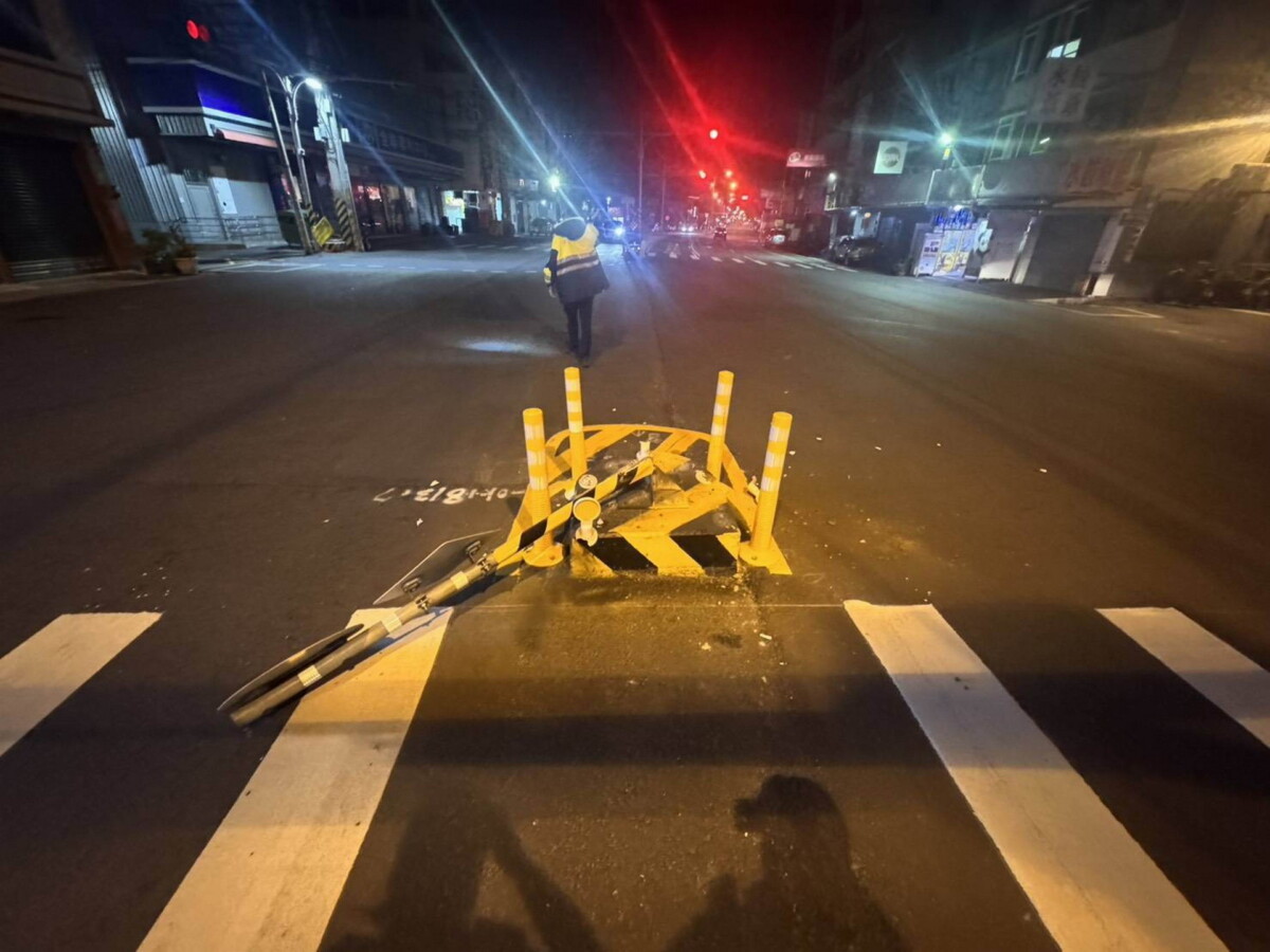 彰南路庇護島頻頻惹撞！駕駛怒轟：設計錯誤