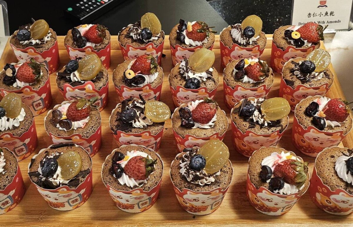 ▲兒童節連假晚間8點至10點提供多樣熱食與點心。(圖/高雄翰品酒店提供)