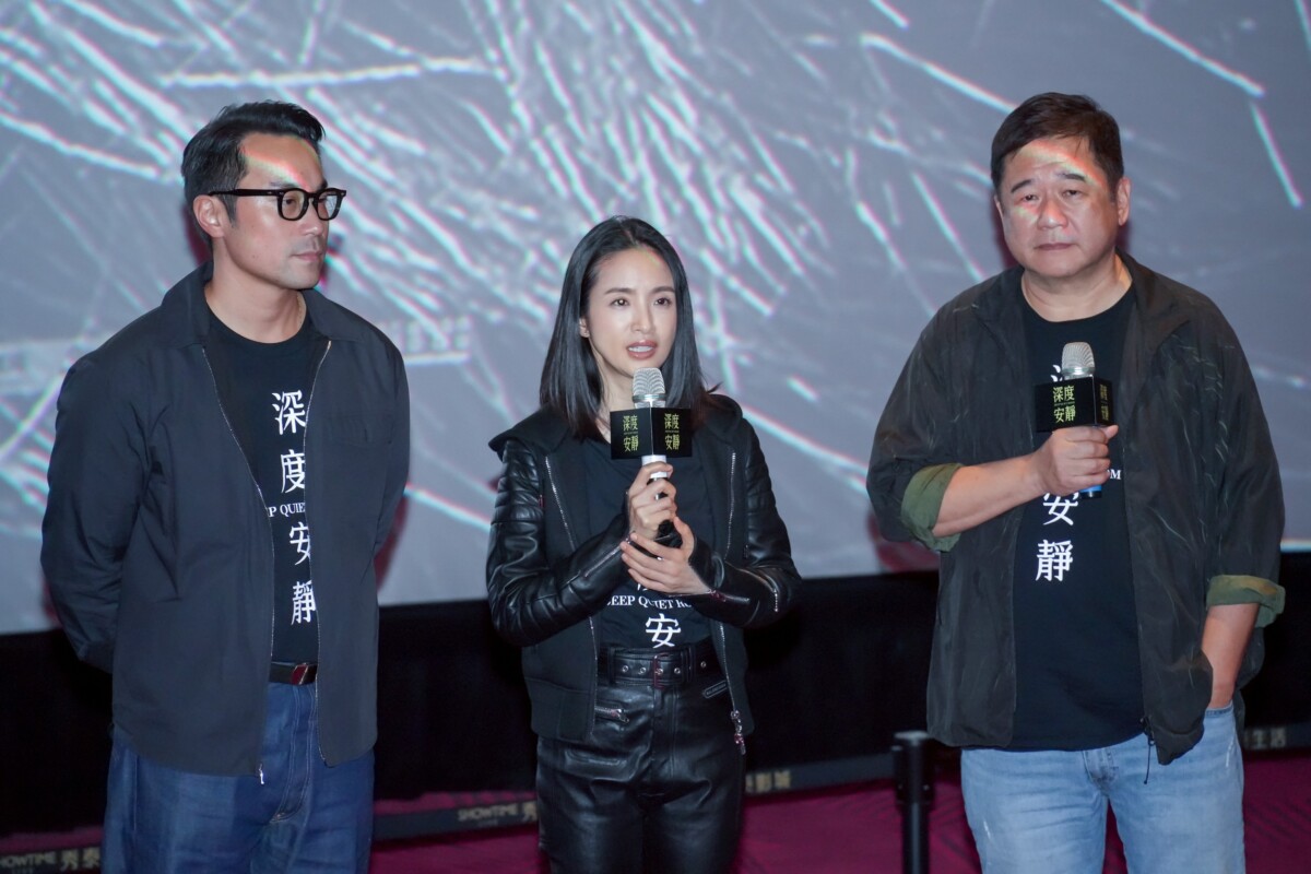▲林依晨親切與現場影迷互動。(圖/記者顏淑娟翻攝)