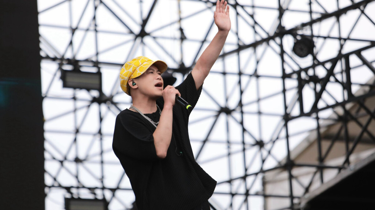 B15d19a4ca3e61c56d7932578c4bd5b2