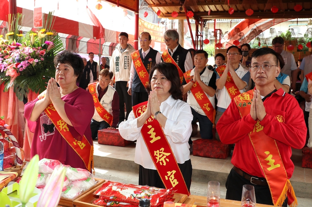 農曆二月二頭牙　黃敏惠為市運祈福參拜四城門土地公廟