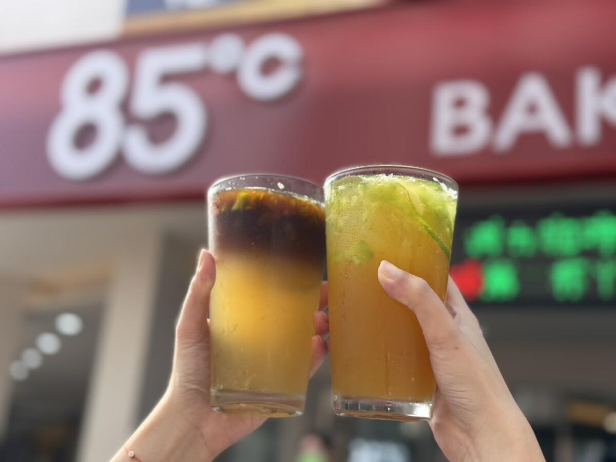 苦也可以很好喝！85℃苦瓜爆檸回歸，用一杯飲料挺全障運