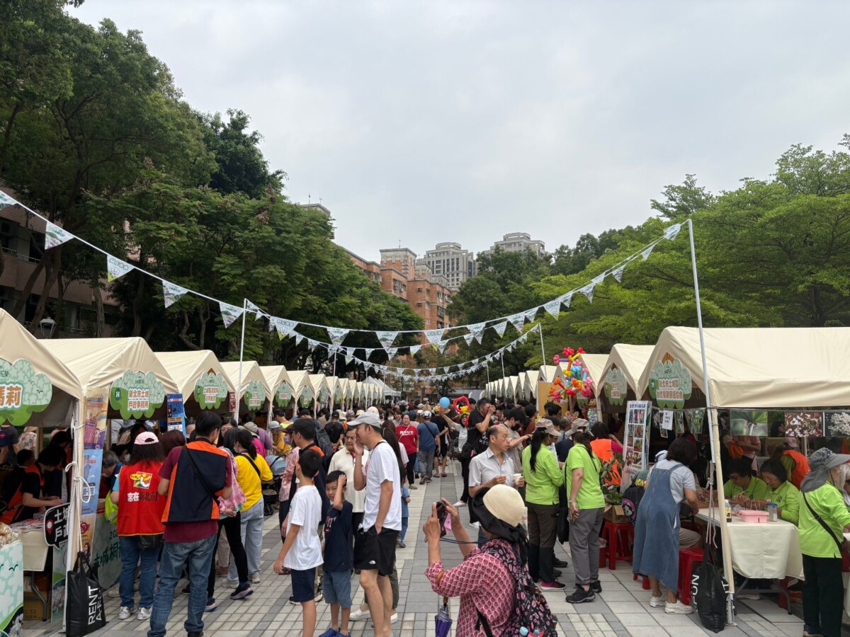 01c4e9386477bf7e4a0710bdda5cd565