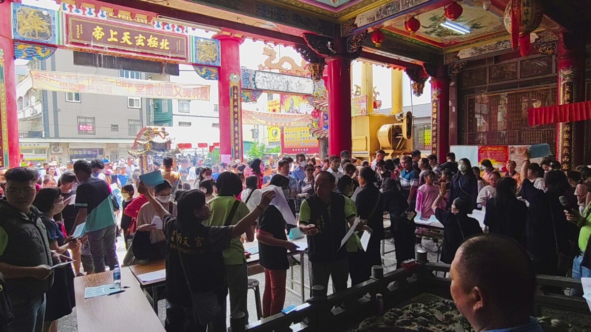 09ac2a9acd2e43ec98b74d90f2002918