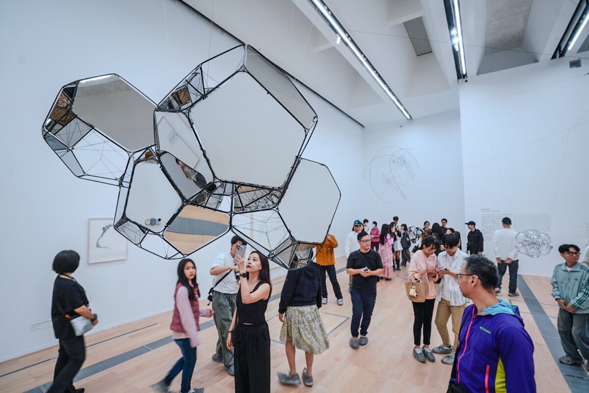 1b1e20667020b4ec9990372751a3a19e