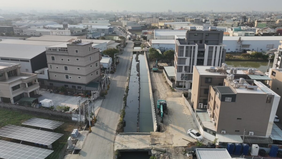 1d3f07457715e13ff6a787f1bdec47fd