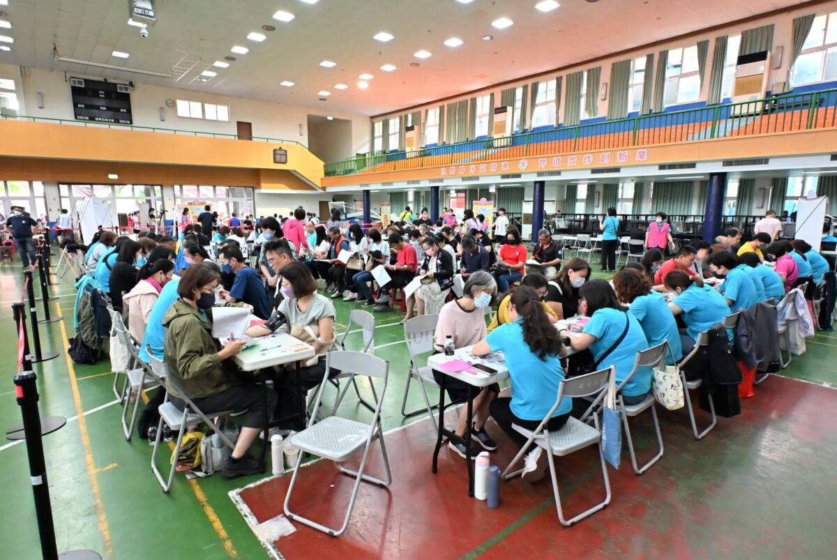 224254b352630e3118379686ae2f2349