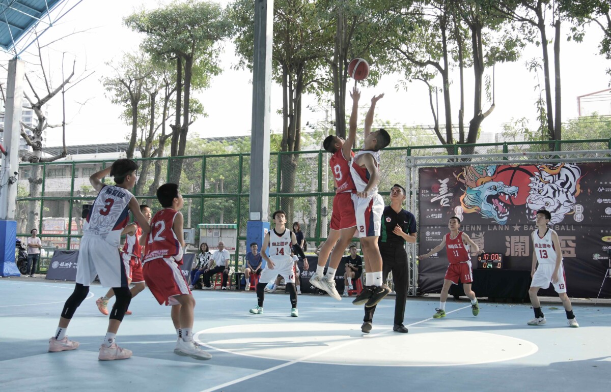 ▲國中組季軍賽，向上VS神岡。(圖/記者顏淑娟翻攝)