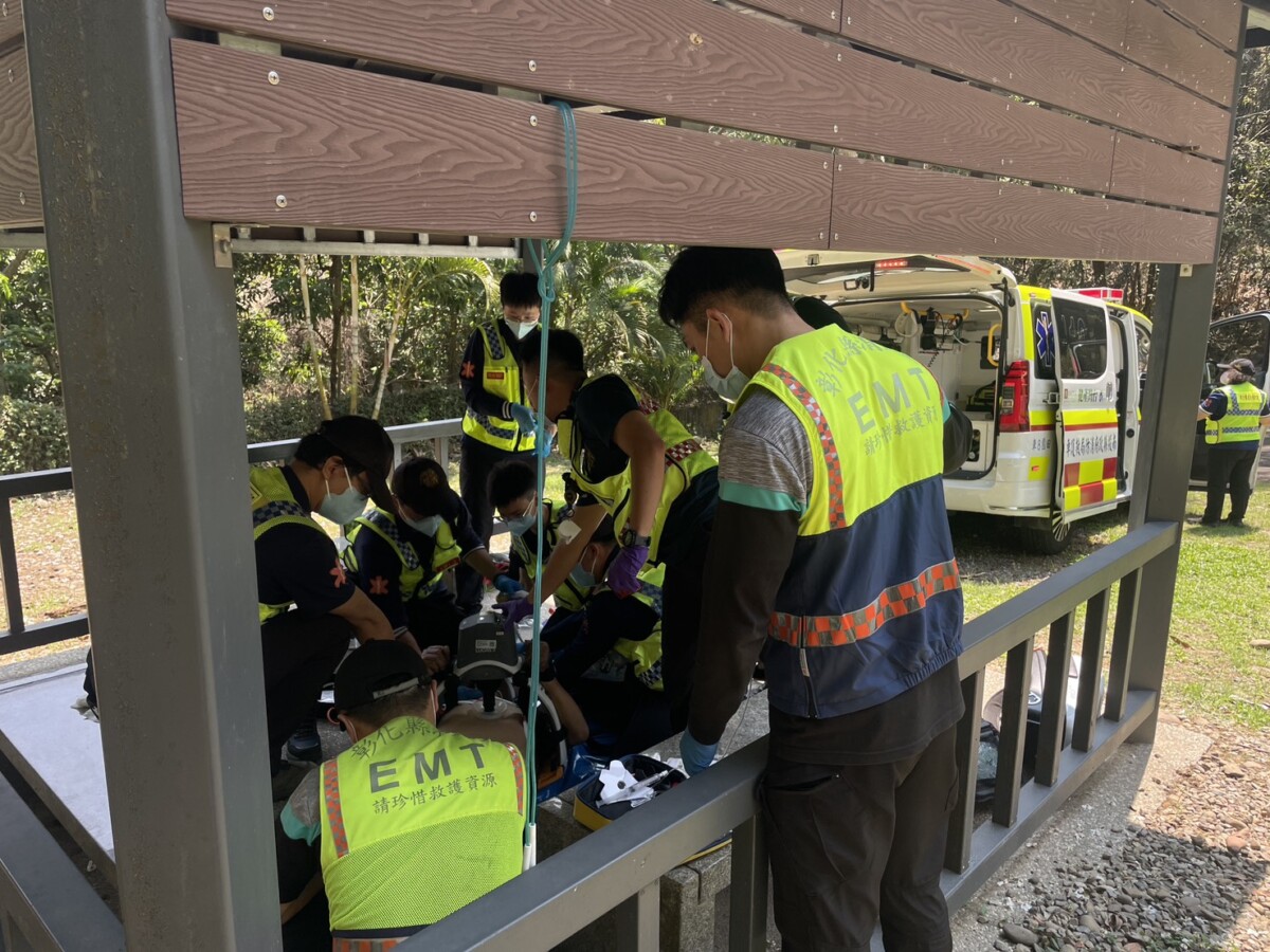 2bf96ad472bea107c53efac9b0a8a922