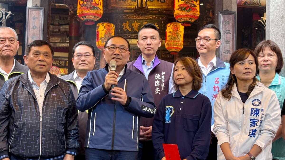 侯友宜參拜觀音聖誕談鄭麗文兩岸交流　強調對等尊嚴與人民優先