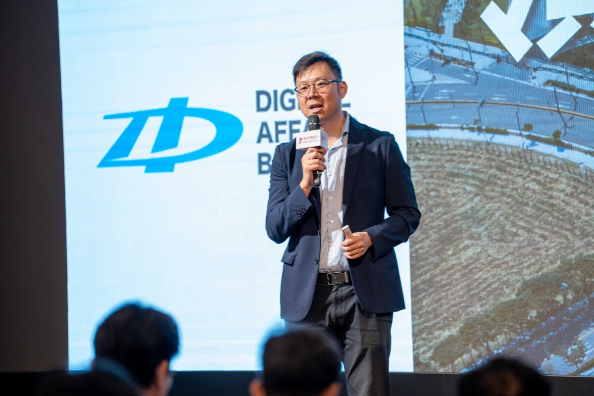 ▲數位局長林谷隆以「AI力就是台中領先的競爭力」為題進行交流分享。(圖/記者顏淑娟翻攝)