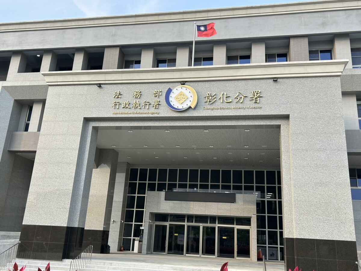 37b1fd087042b261245ecfedeb408f76