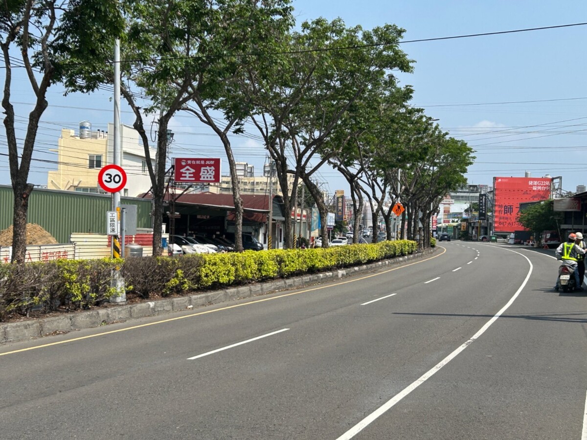 38ea1f32c4325909ec823f2fe666895e