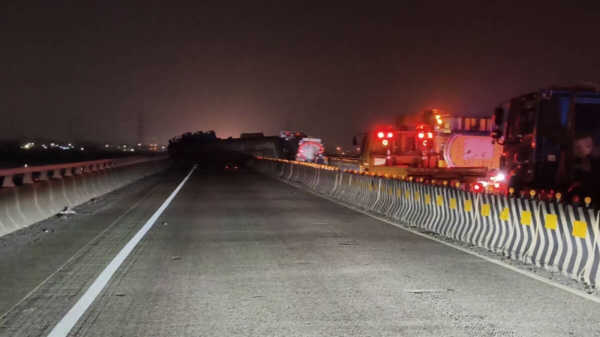 40d88aacbfe0b3c53f1d56a8ad936754