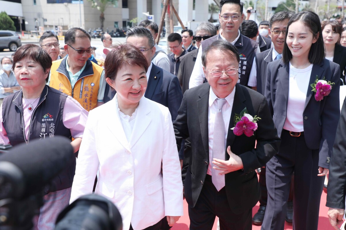 ▲台中人口持續成長、消費動能強勁，台中漢神洲際購物廣場開幕帶動就業與消費新熱潮。(圖/記者顏淑娟翻攝)