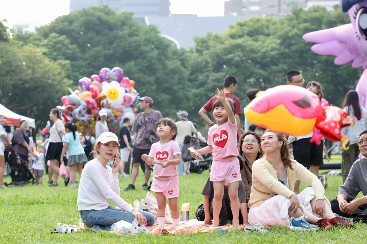 ▲台中親子音樂季現場氣氛超嗨，孩子們興奮不已。(圖/記者顏淑娟翻攝)