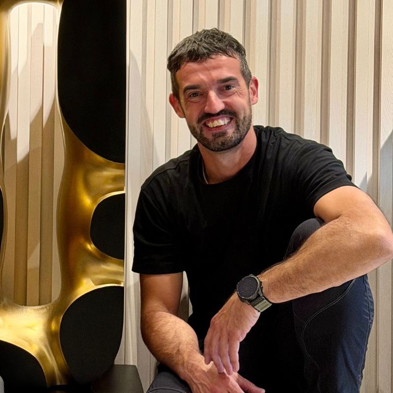 ▲來自西班牙、長年旅居台灣的藝術家薩爾瓦多・馬可（Salvador Marco），將於公眾展區呈現攝影雕塑展。（圖/高雄承億酒店提供）