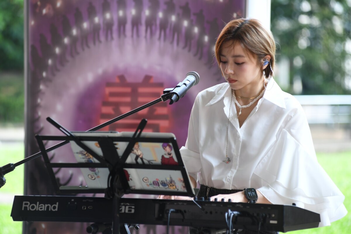 884cc8c0796d4d22e12fa57751b43043