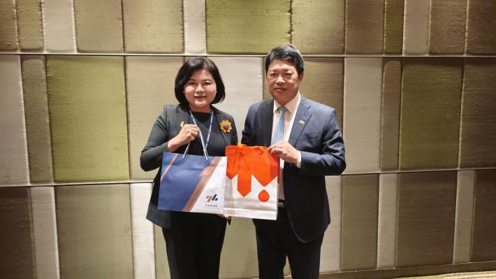 8f0414fb6de15abfab9668cfb67f3924