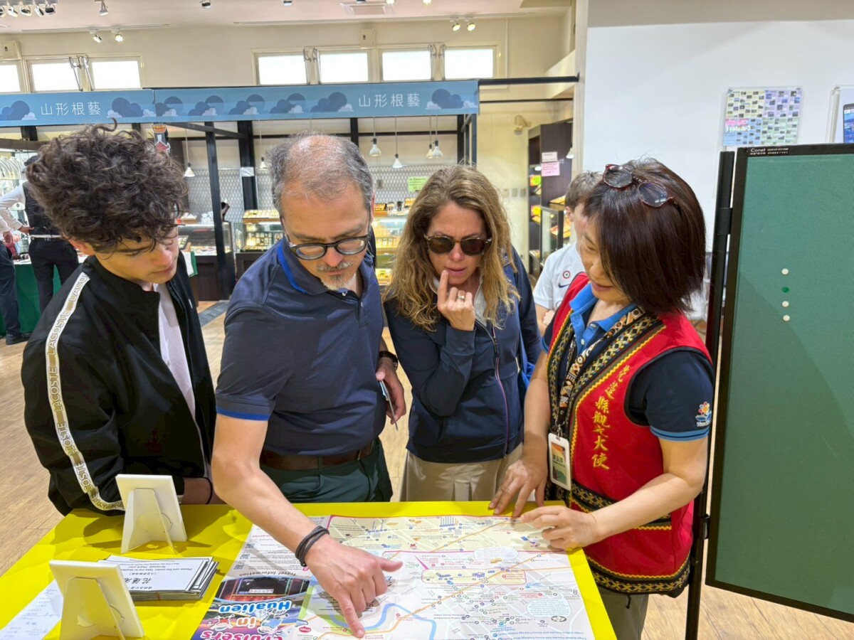 8f9c806bd628d5ce3ac84615e02893dd